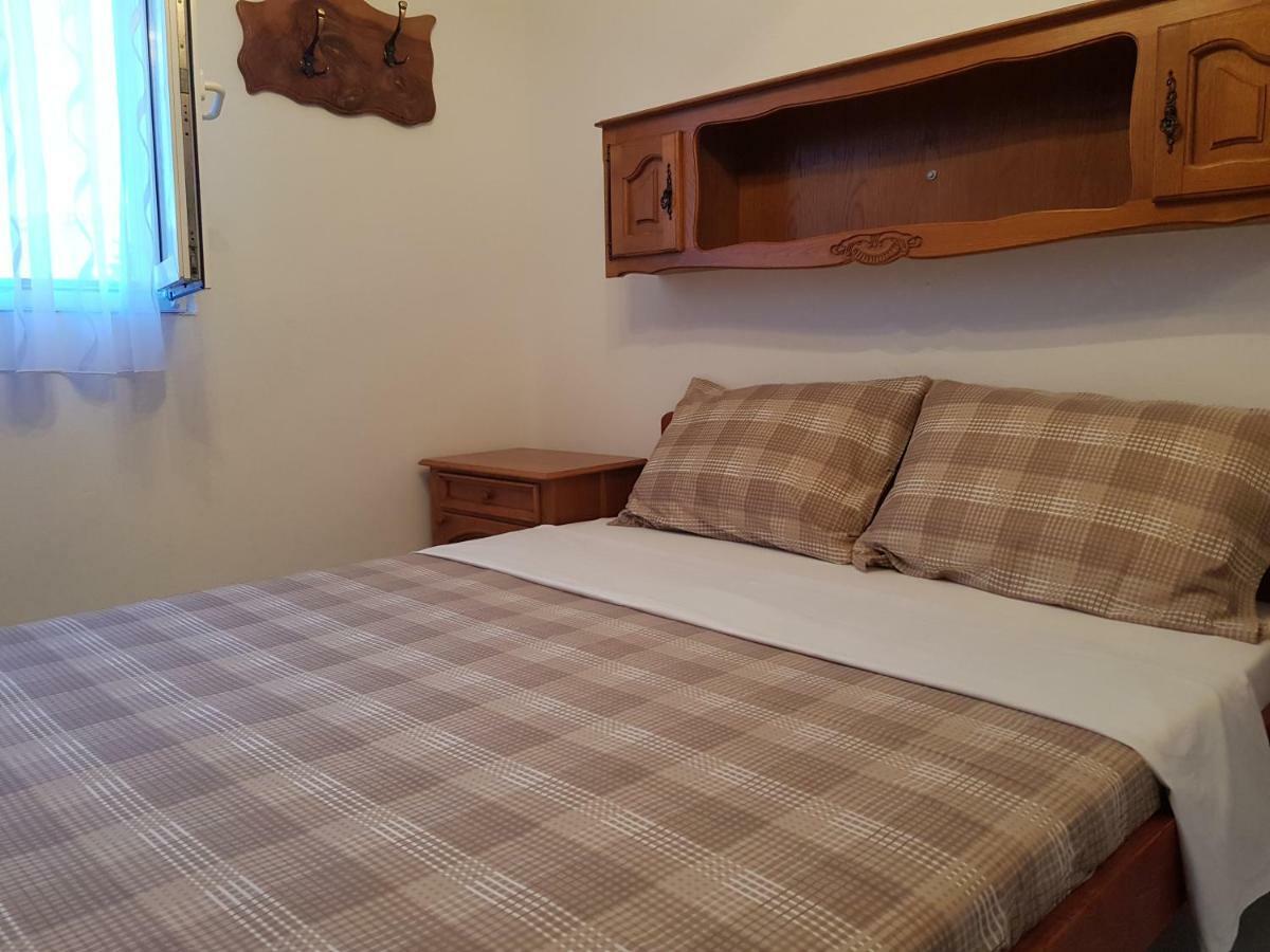 Apartments Marijeta Vir Dış mekan fotoğraf