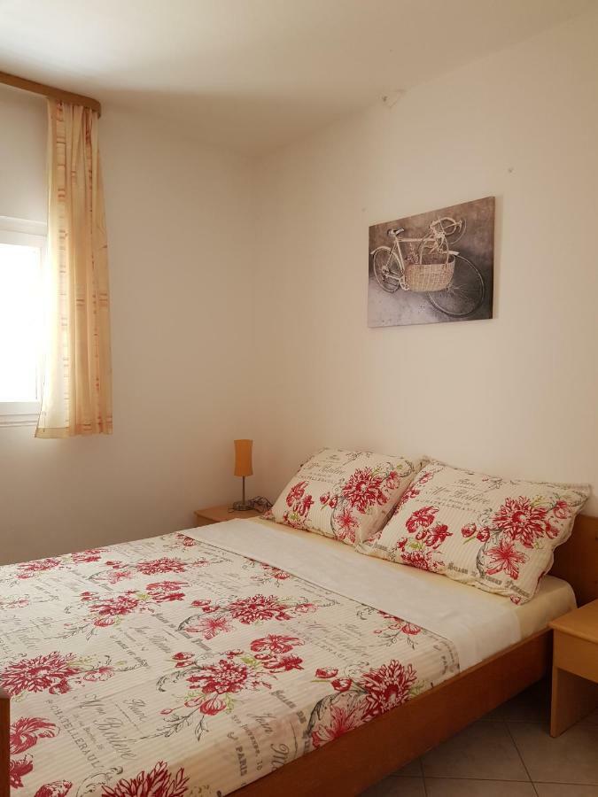 Apartments Marijeta Vir Dış mekan fotoğraf
