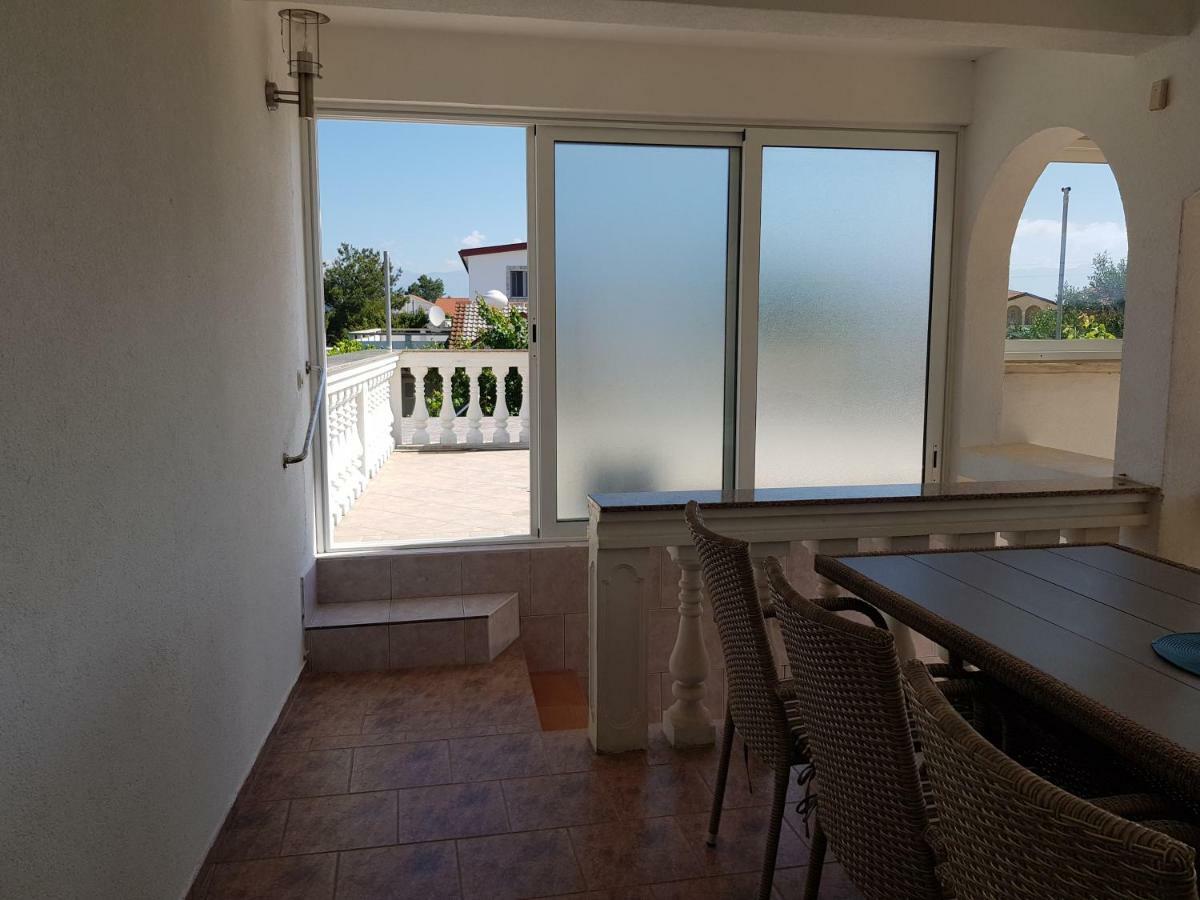 Apartments Marijeta Vir Dış mekan fotoğraf