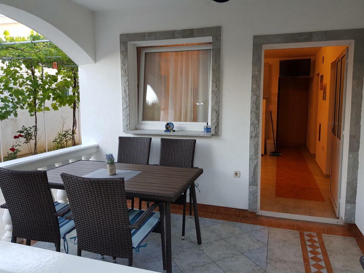 Apartments Marijeta Vir Dış mekan fotoğraf