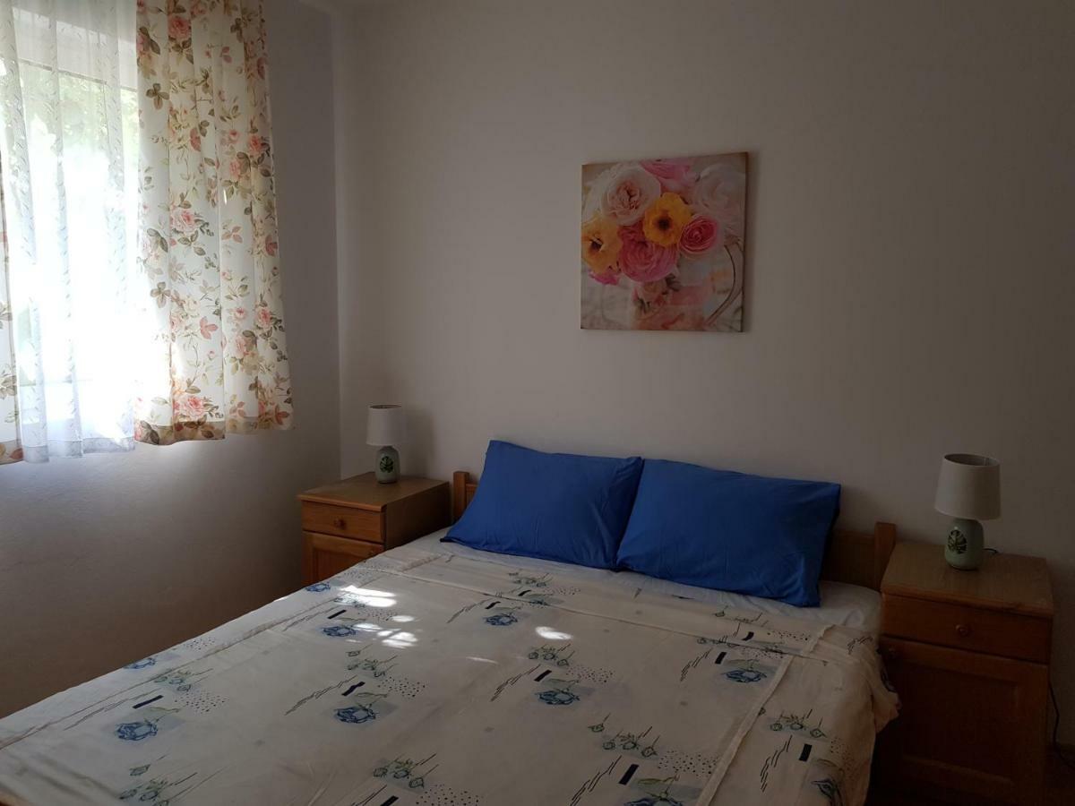Apartments Marijeta Vir Dış mekan fotoğraf